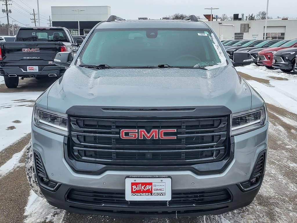 2023 GMC ACADIA - Image 4