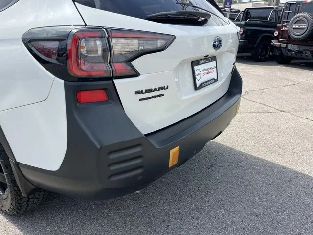 Used 2022 White Subaru Wilderness image 10