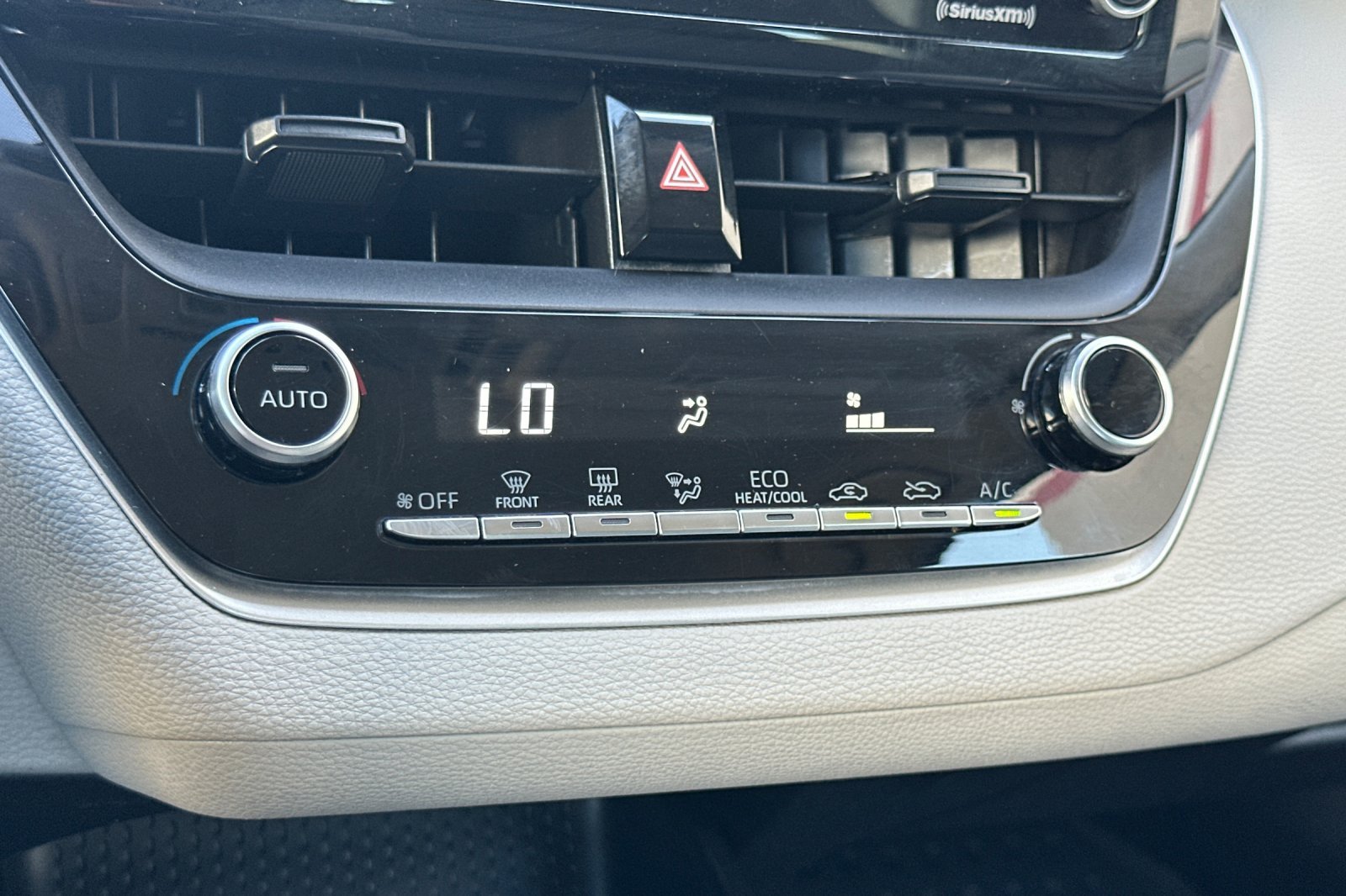 Certified Used 2022 White Toyota LE image 19