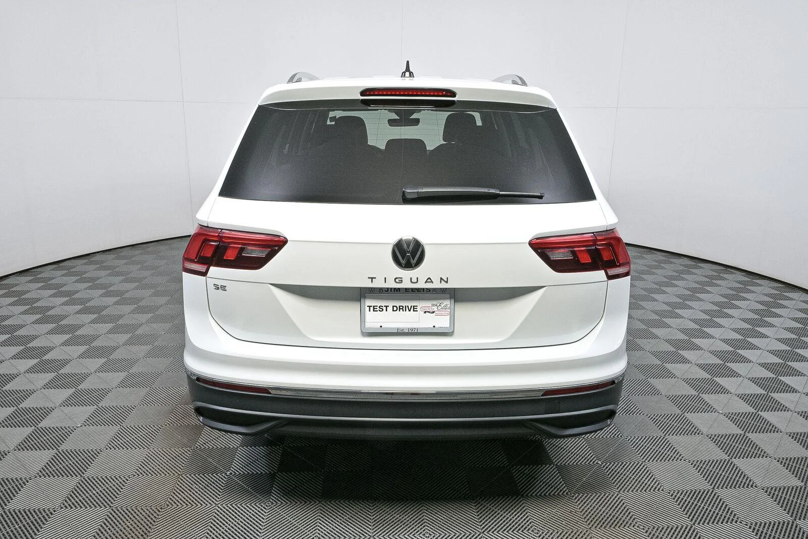 Certified Used 2023 Opal White Pearl Volkswagen SE image 35
