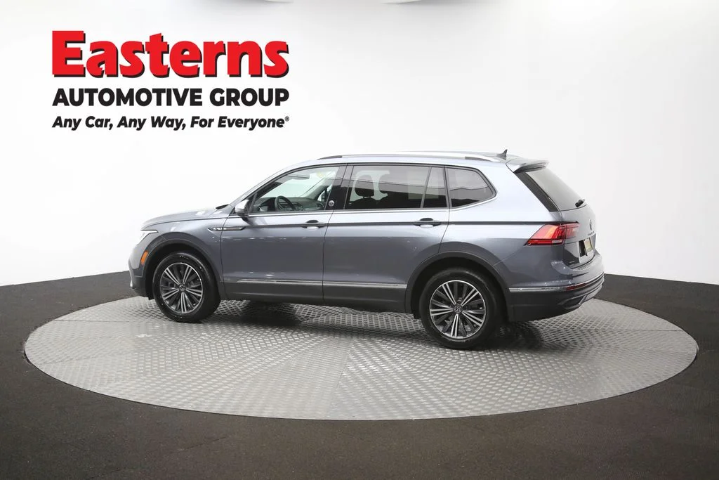 Used 2024 Gray Volkswagen 2.0T Wolfsburg Edition image 59