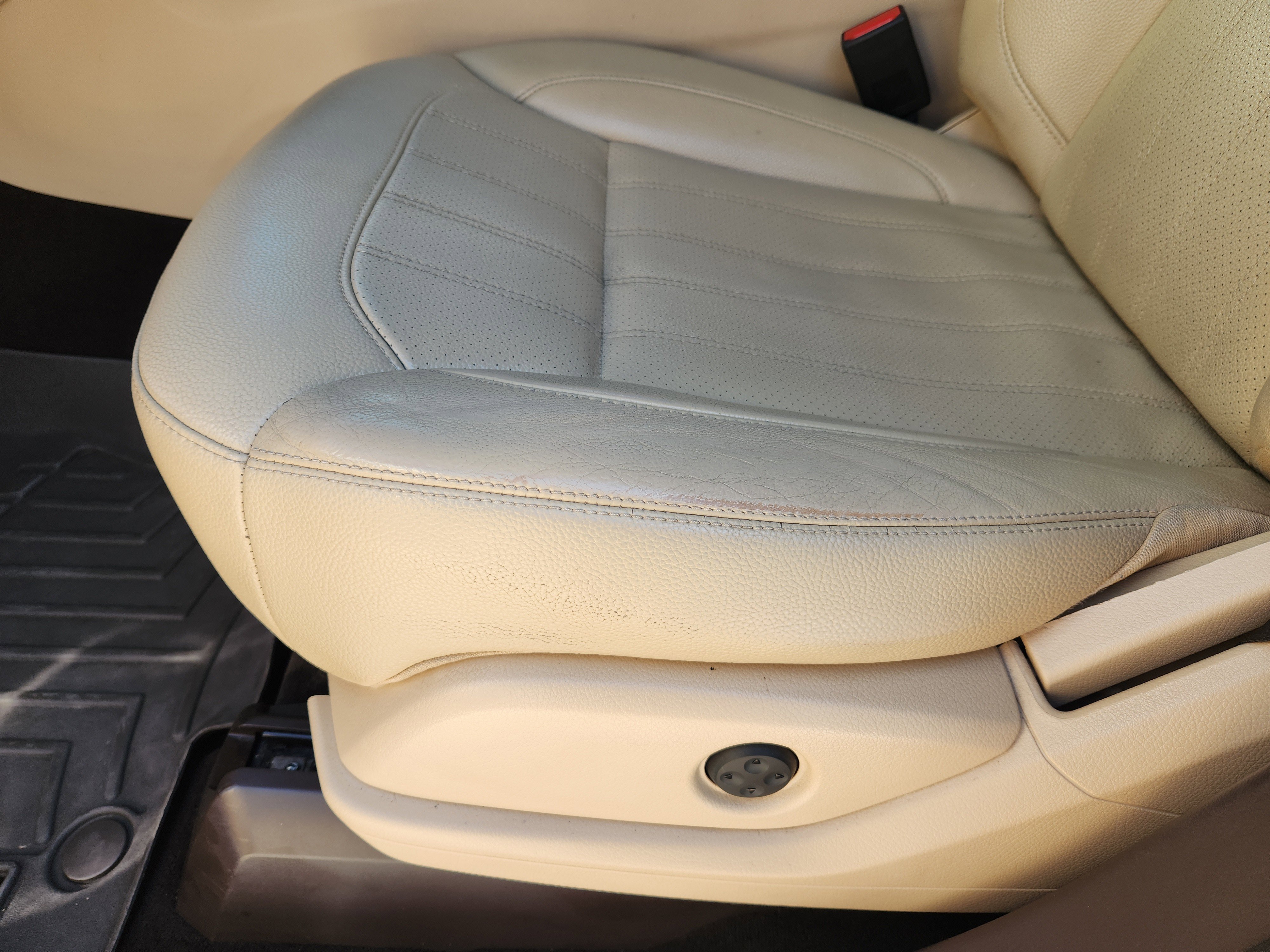 Used 2017 Lunar Blue Metallic Mercedes-Benz GLE 350 image 26