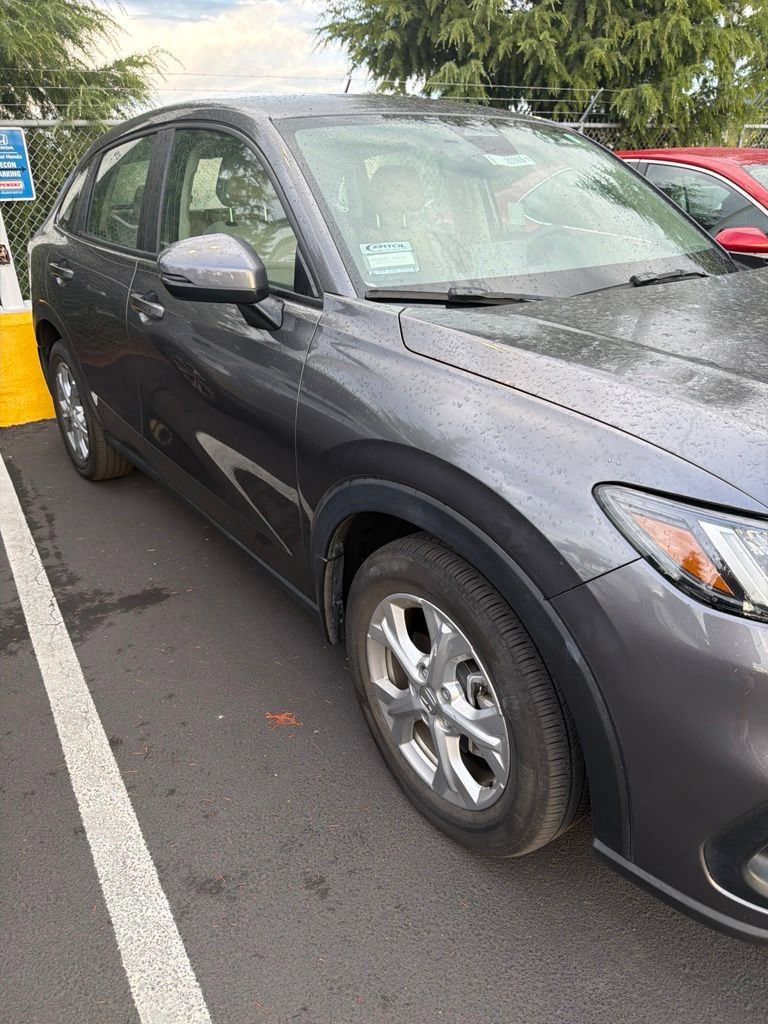Certified Used 2024 Modern Steel Metallic Honda LX image 6