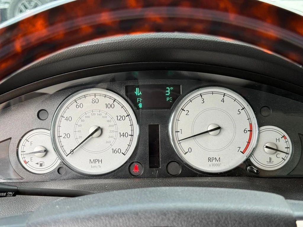 Used 2007 Silver Chrysler Base image 18