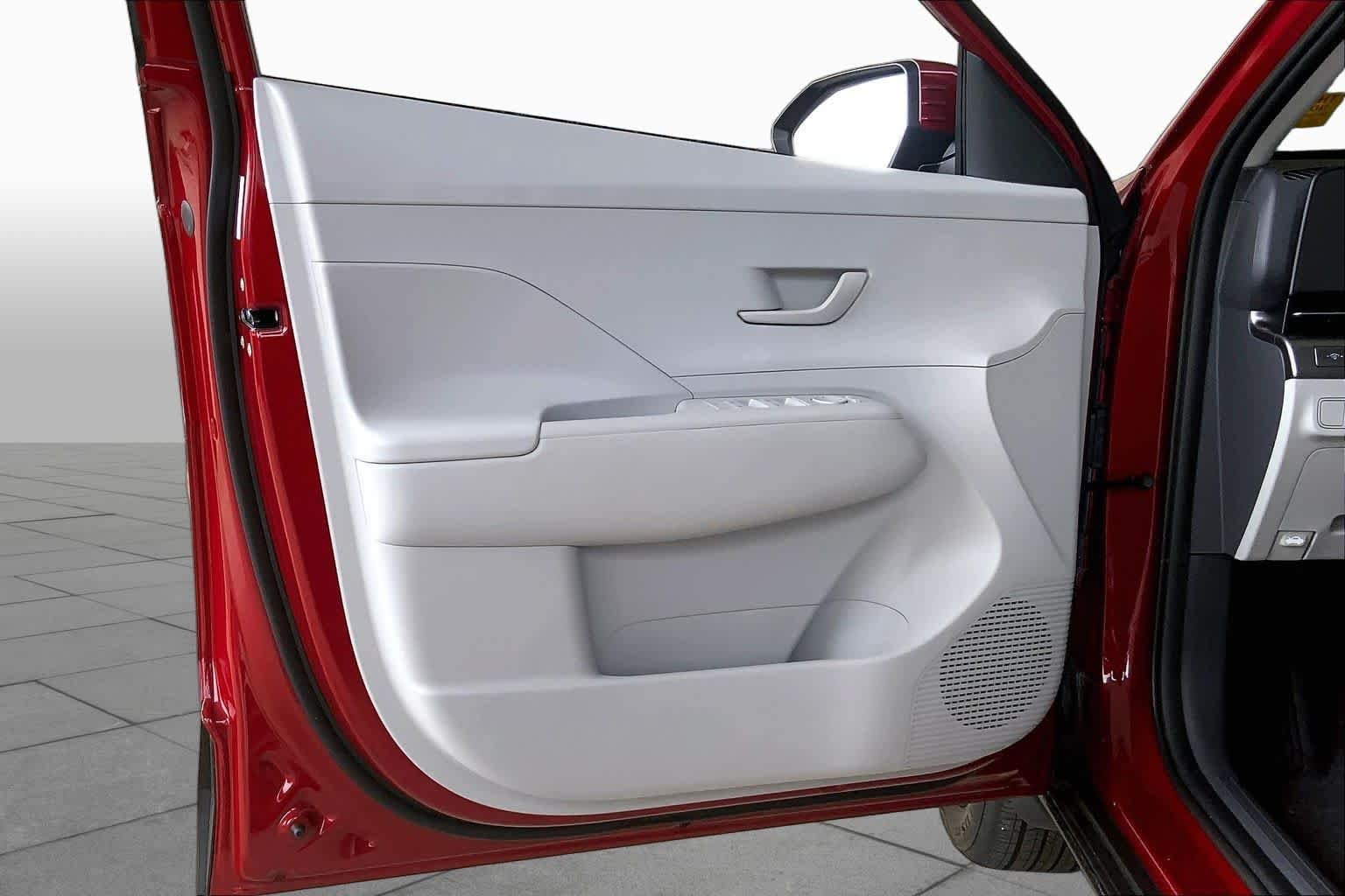 Used 2025 Ultimate Red Metallic Hyundai SEL Convenience image 20