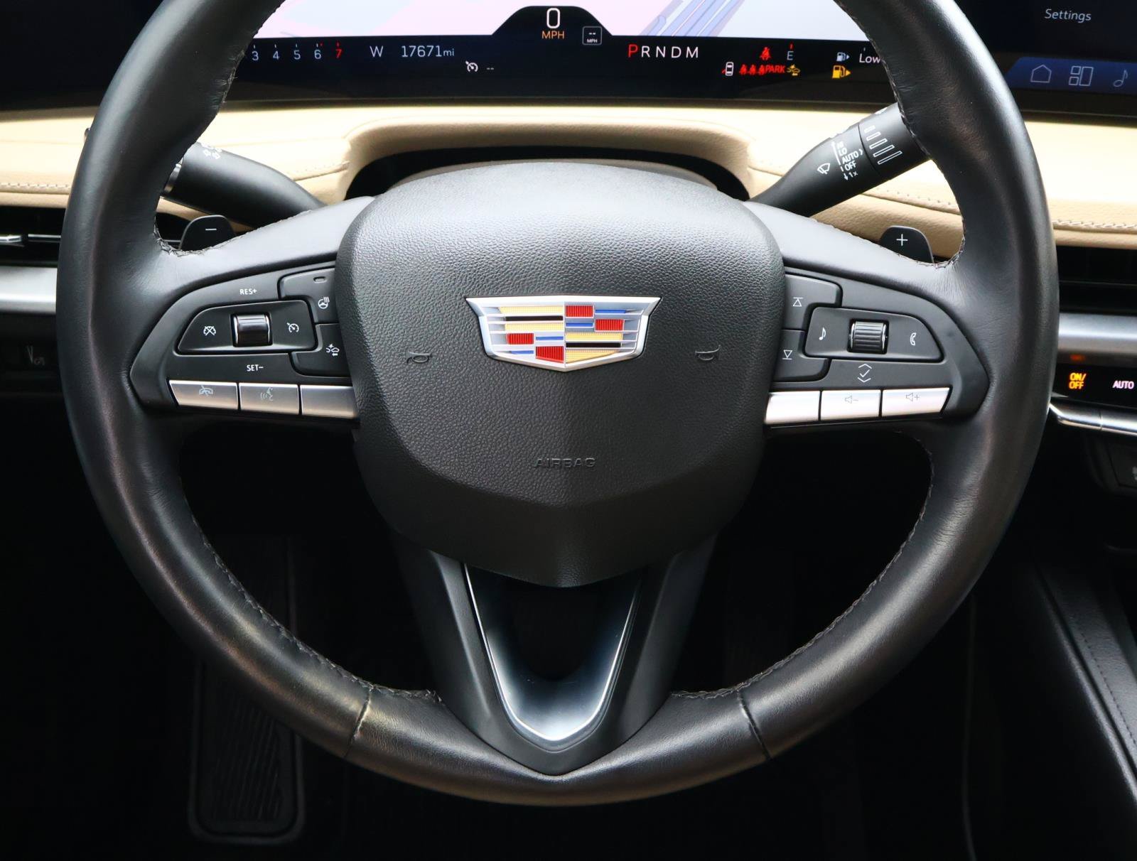 Certified Used 2024 Crystal White Tricoat Cadillac Premium Luxury image 13
