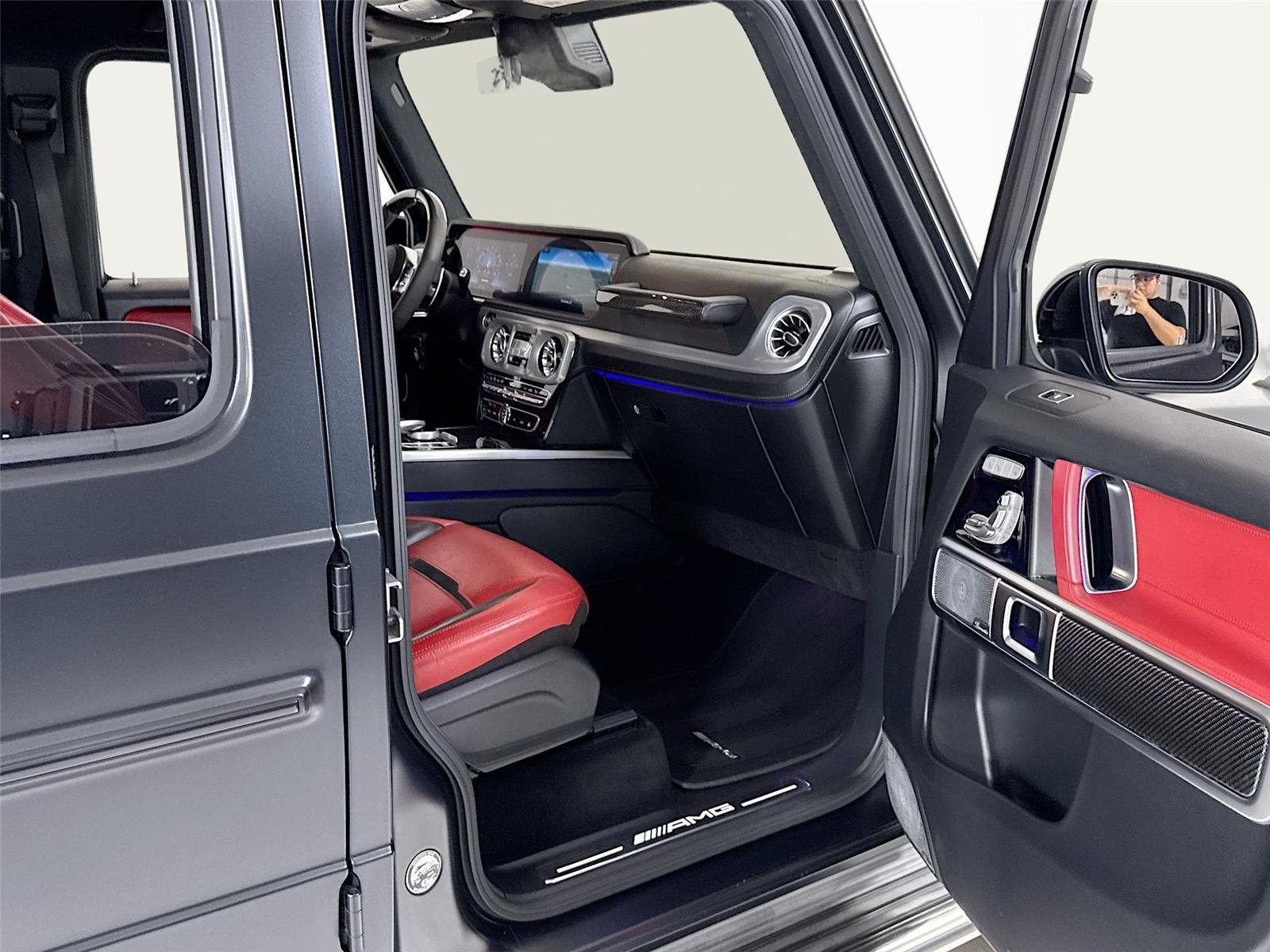 Used 2020 designo Night Black Magno Mercedes-Benz AMG® G 63 image 32
