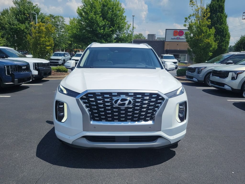 Used 2022 White Hyundai Limited image 2