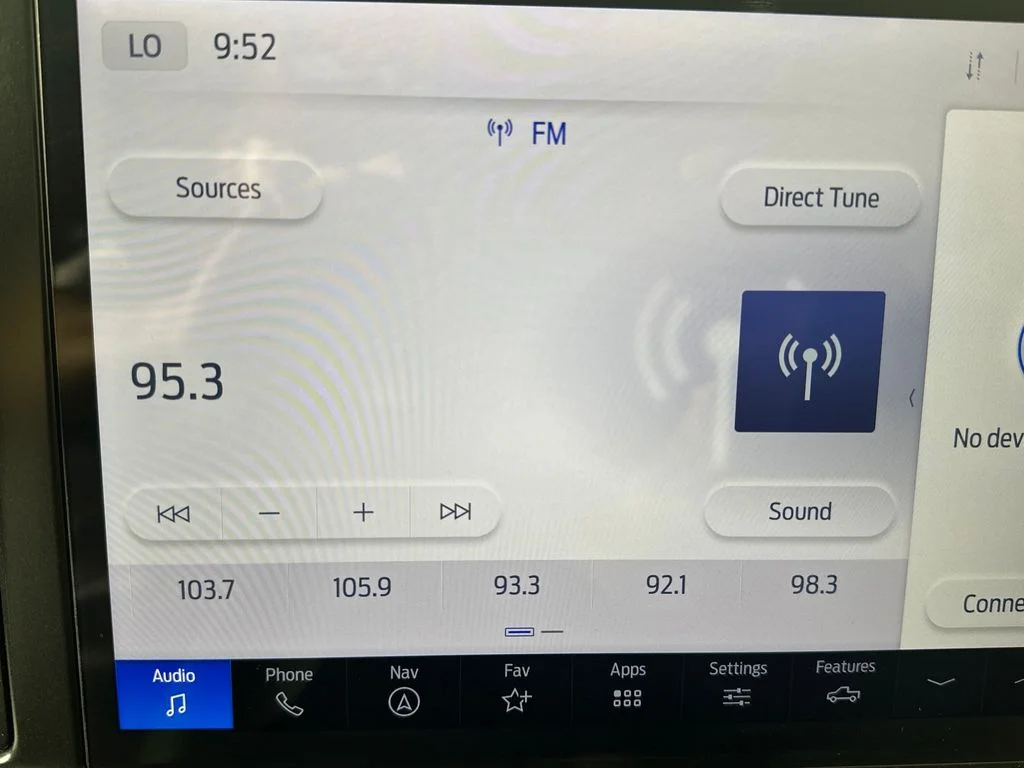 Used 2023 Red Ford Lariat image 26