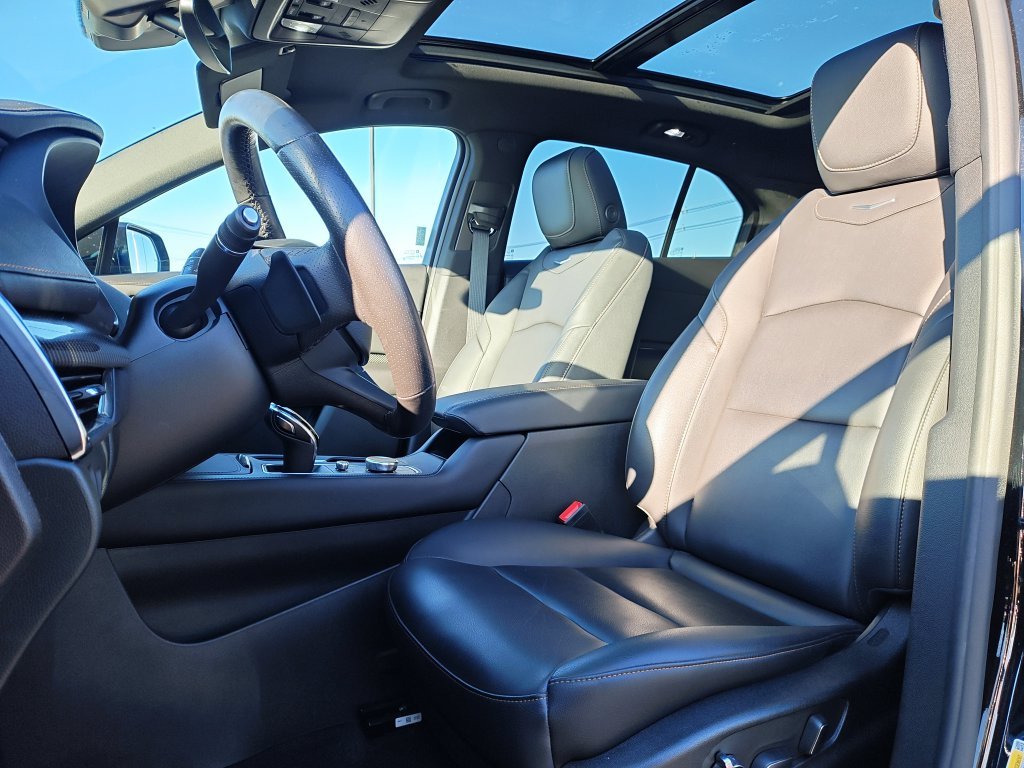 Used 2023 Black Cadillac Sport image 15