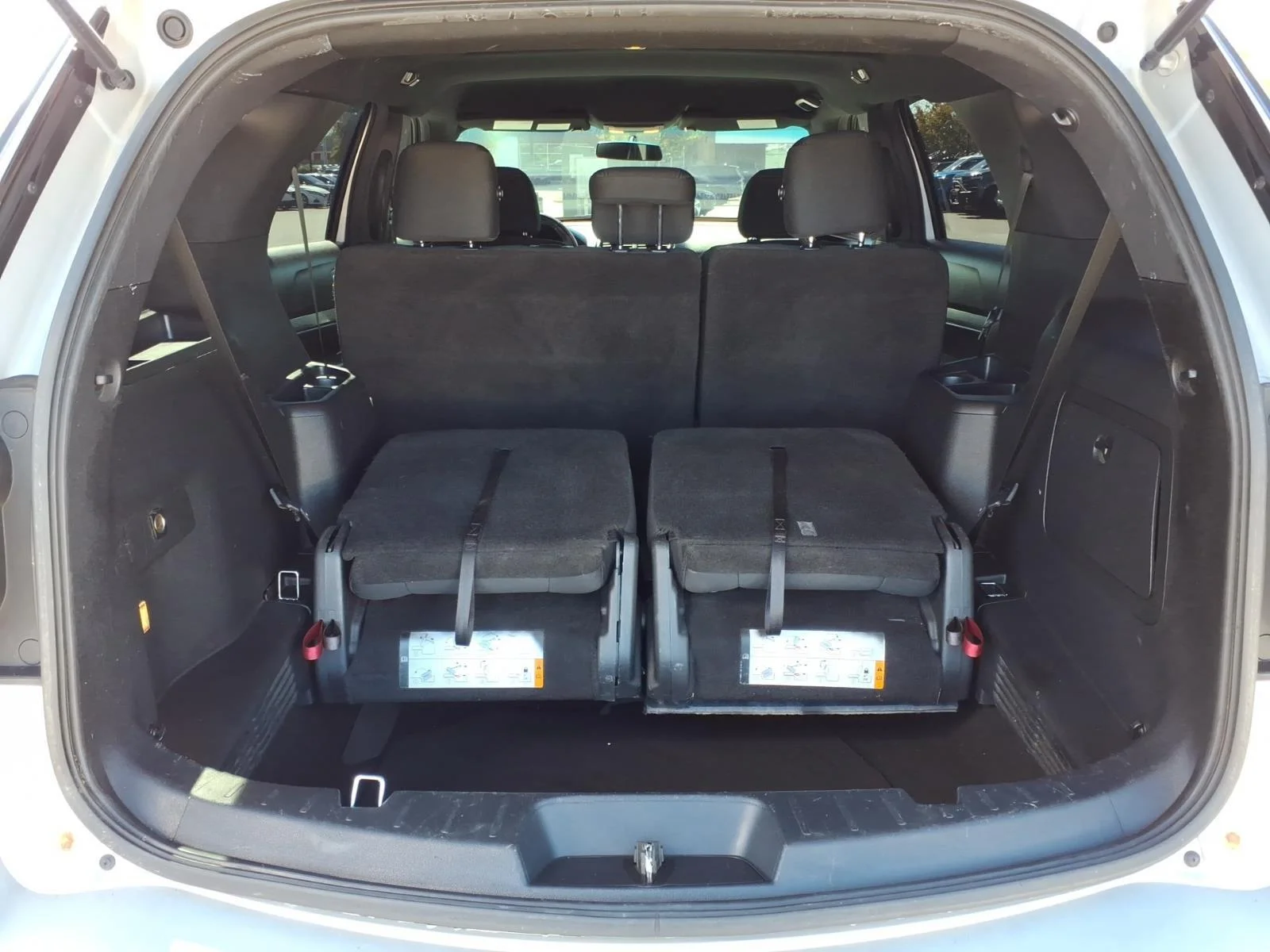 Used 2017 Ingot Silver Ford XLT image 27