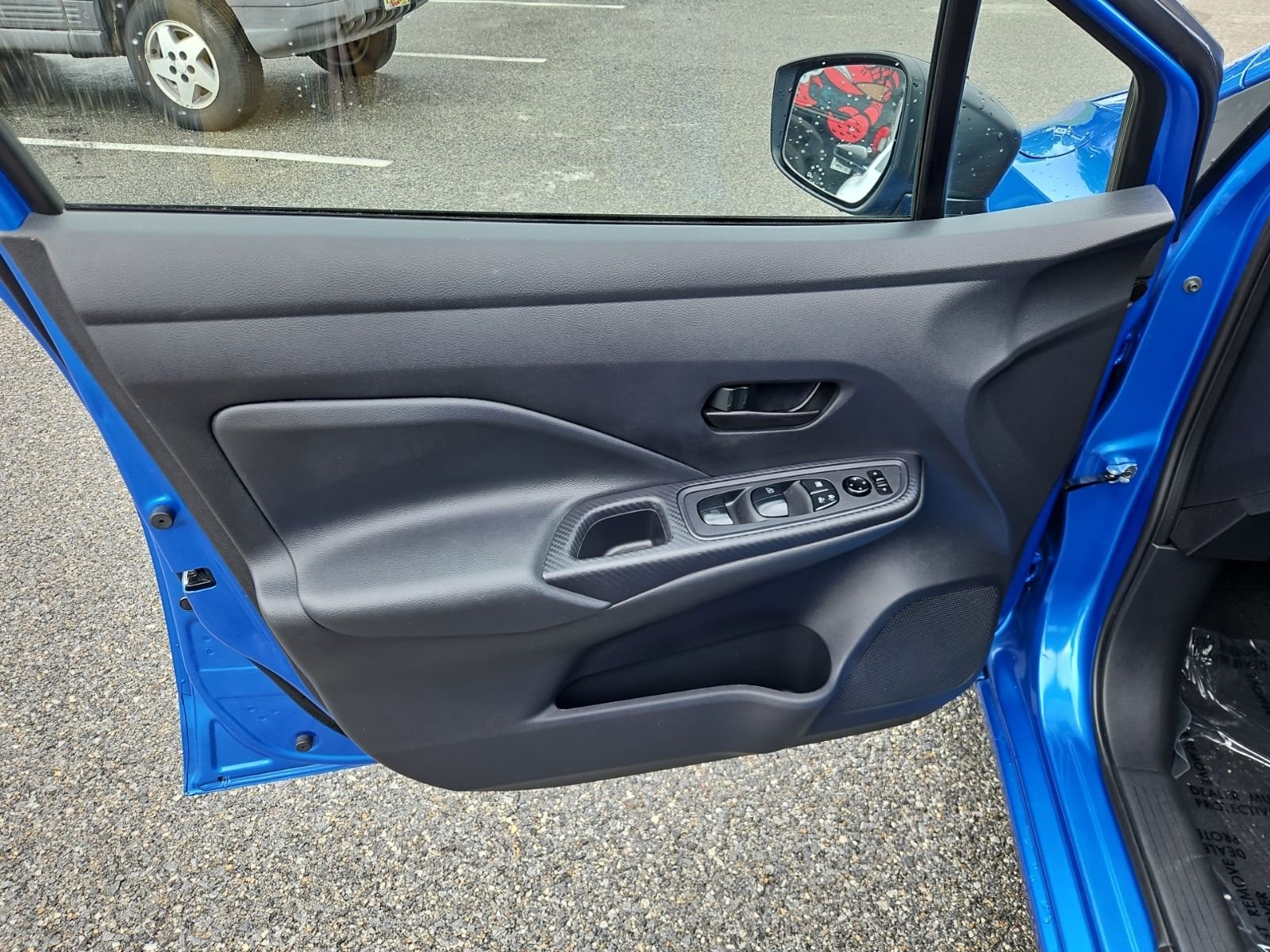 Used 2024 Blue Nissan 1.6 S image 28