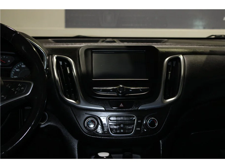 Used 2018 Silver Ice Metallic Chevrolet LT image 14