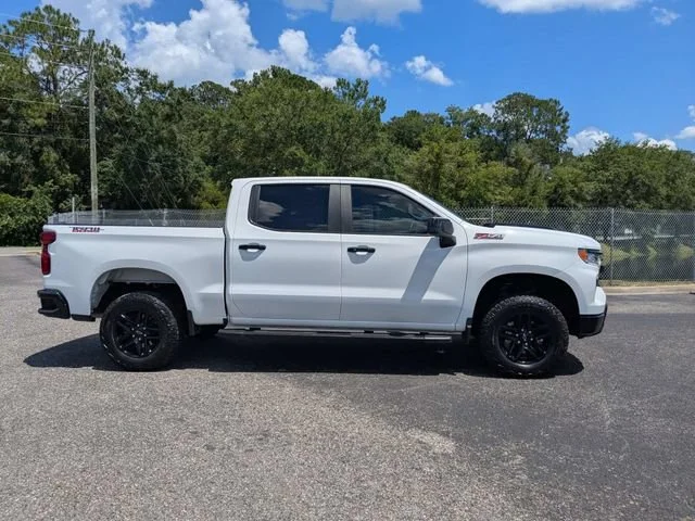 Used 2024 Summit White Chevrolet LT Trail Boss image 2