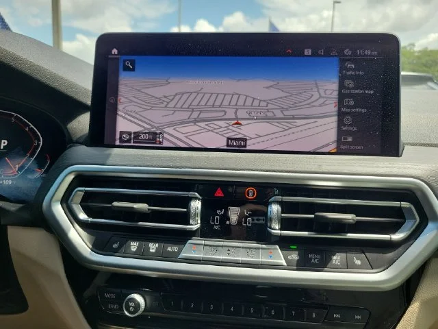 Used 2022 Black BMW xDrive30i image 26