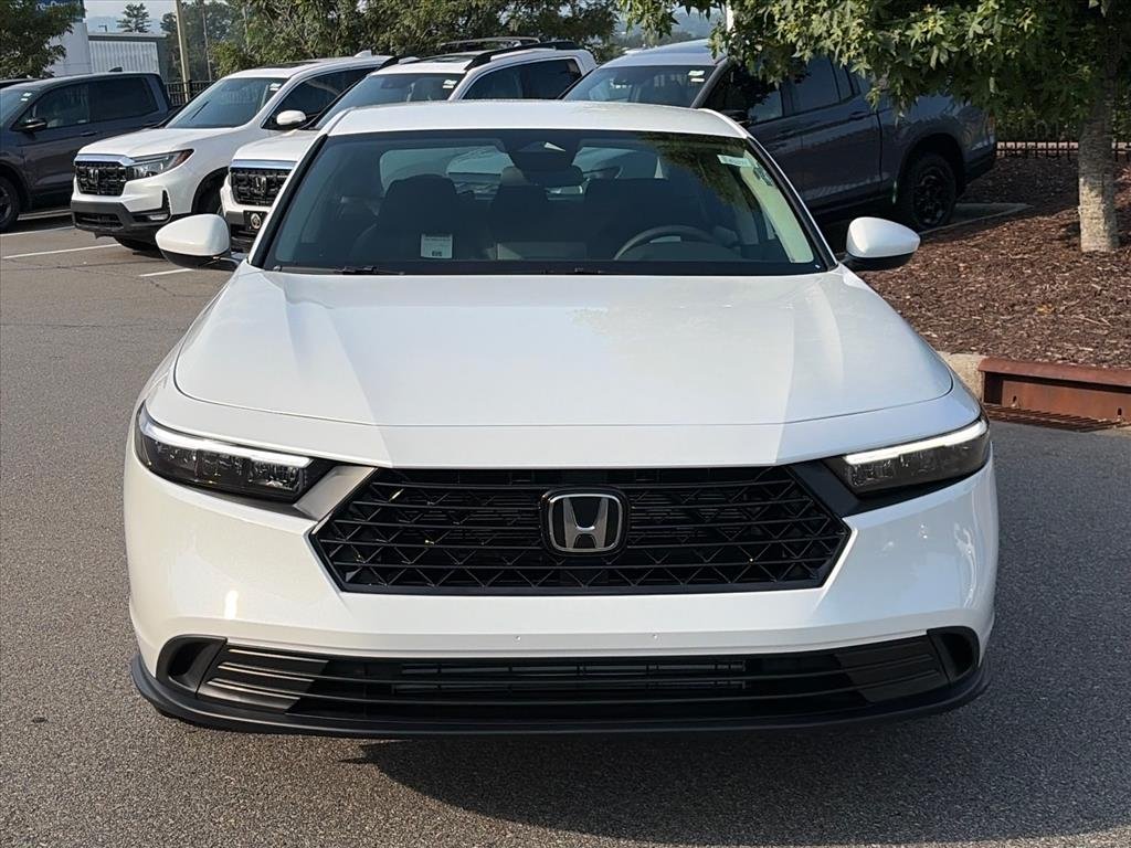 New 2026 Platinum White Pearl Honda LX image 5