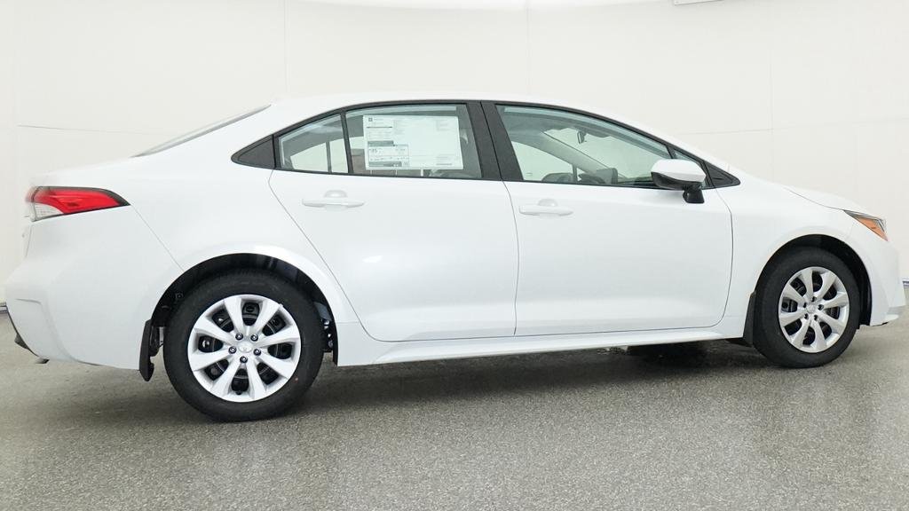 New 2026 Wind Chill Pearl Toyota LE image 15