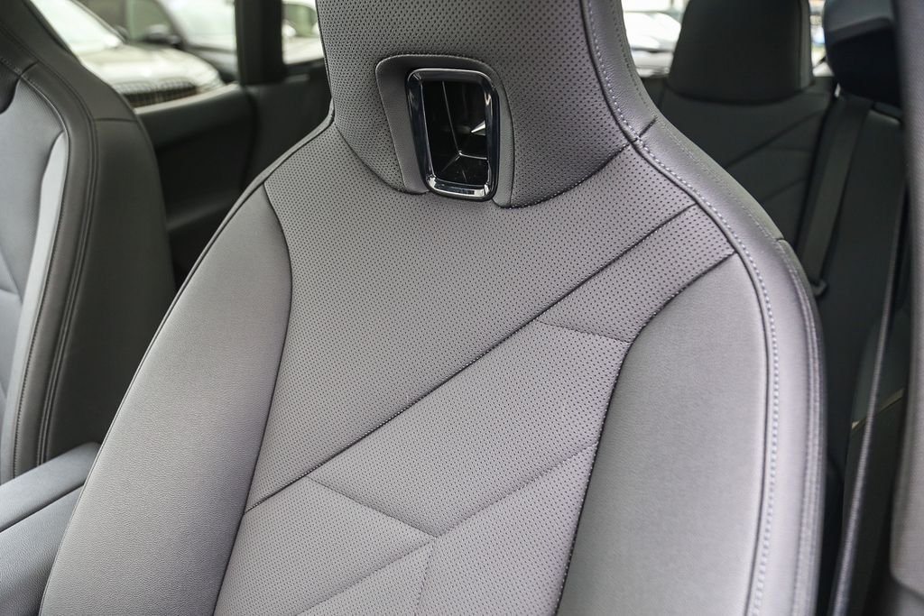 2025 BMW iX 50 - Photo 21