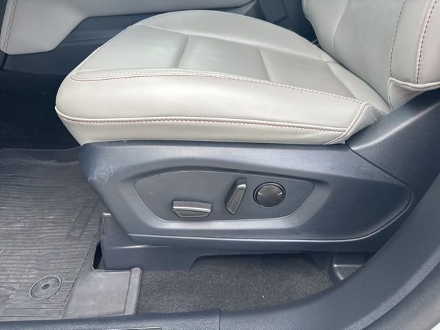Used 2025 Silver Ford Active image 13