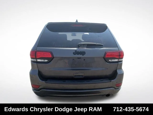 Used 2019 Gray Jeep Altitude image 7