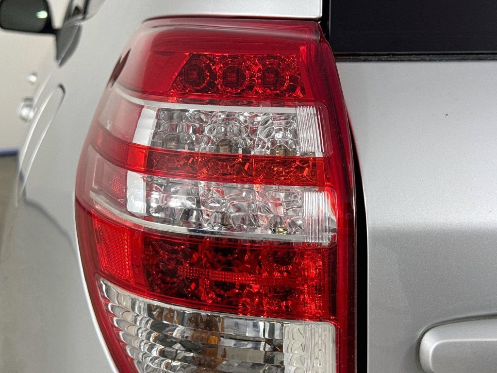 Used 2011 Classic Silver Metallic Toyota Base image 30