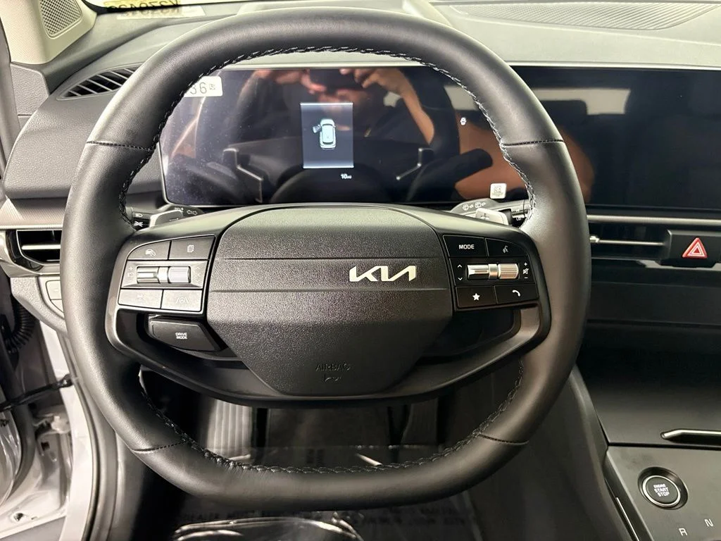 New 2027 Wolf Gray Kia S image 23