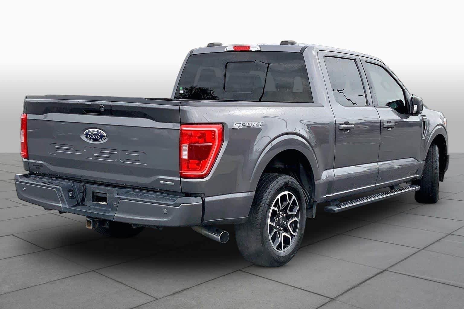 Used 2022 Carbonized Gray Metallic Ford XLT image 12