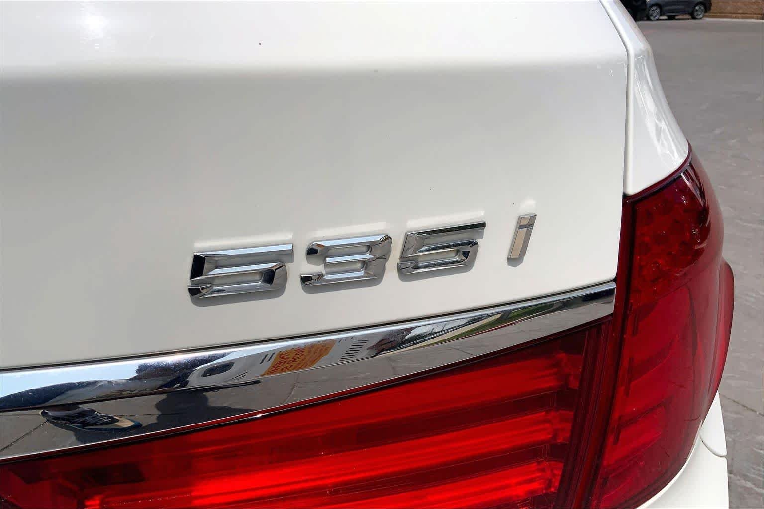 Used 2013 Alpine White BMW 535i image 10