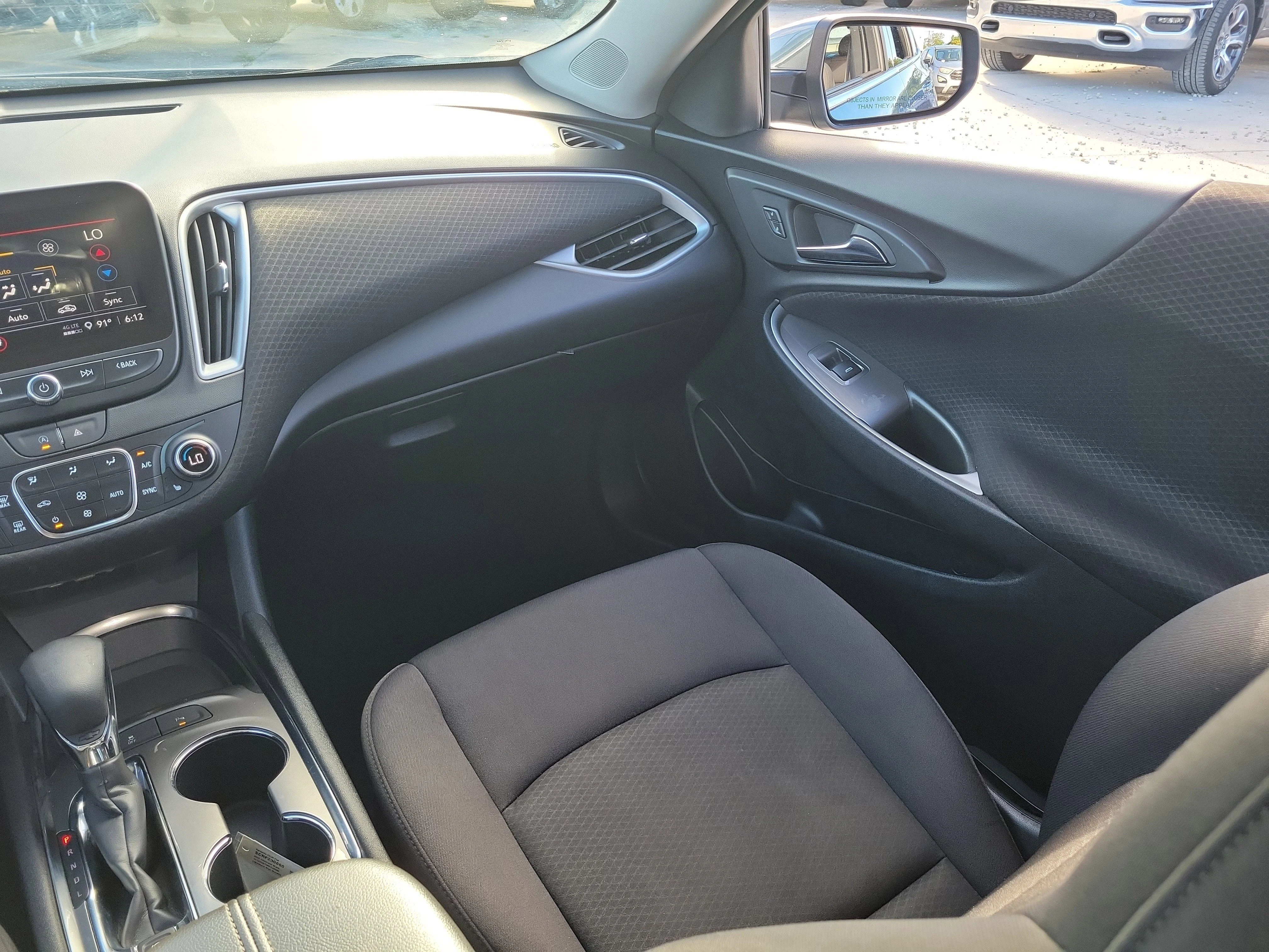 Used 2024 Lakeshore Blue Metallic Chevrolet LT image 17