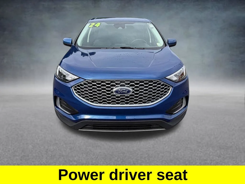 Used 2024 Blue Ford SEL image 9