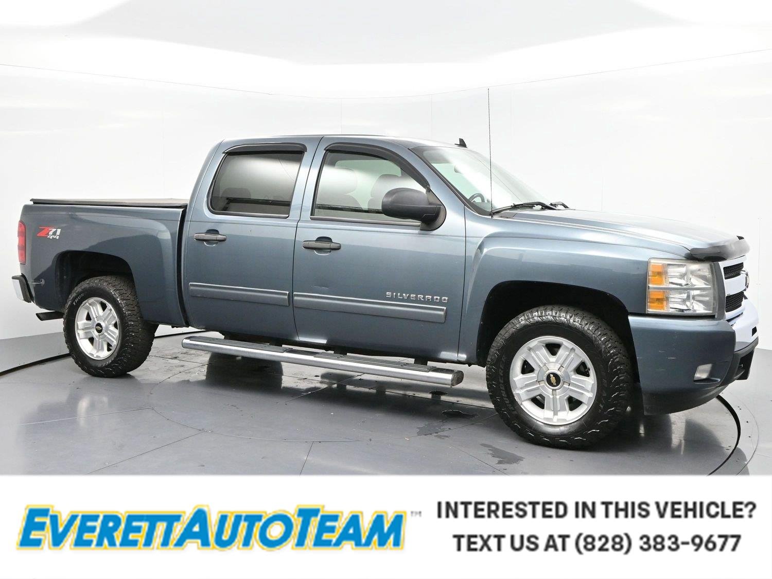 Used 2011 Blue Granite Metallic Chevrolet LT image 1