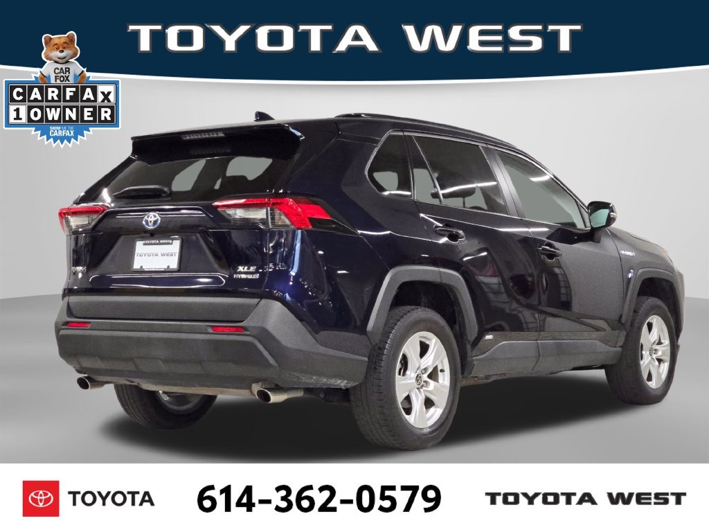 Used 2021  Toyota XLE image 7