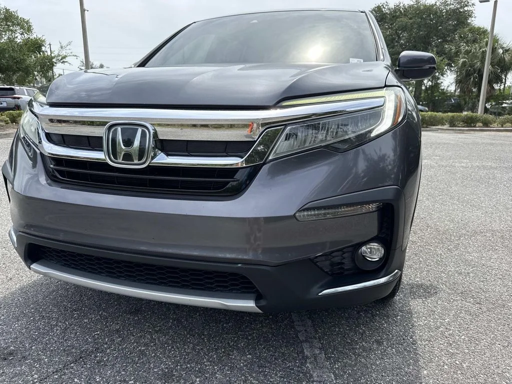 Used 2019  Honda Touring image 10