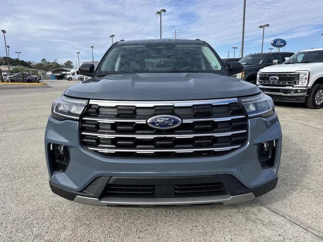 New 2026 Vapor Blue Metallic Ford Active image 5