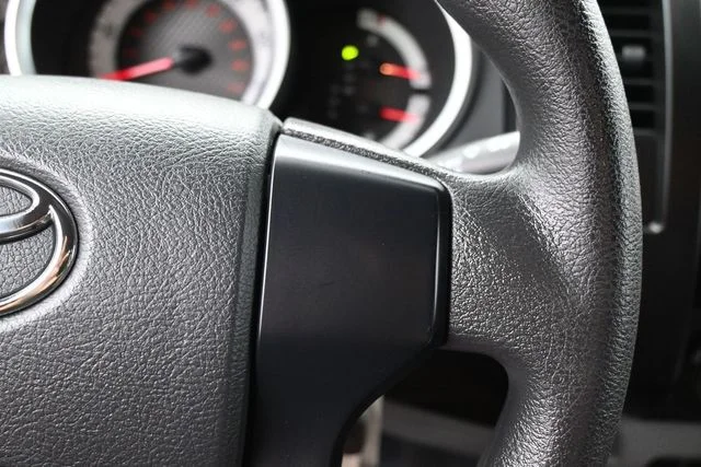 Used 2013 Black Toyota Base image 17