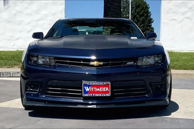 Used 2015 Velvet Chevrolet SS image 3
