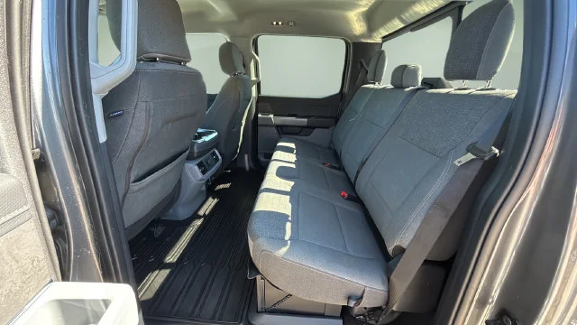 Used 2024 Gray Ford XLT image 20