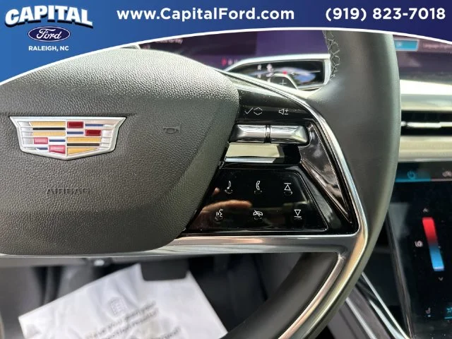 Used 2026 Green Cadillac Sport image 24