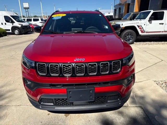 Used 2025 Red Jeep Latitude image 3