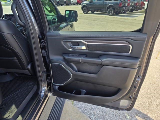New 2026 Granite Crystal Metallic Clear-Coat Exterior Paint RAM Laramie image 10