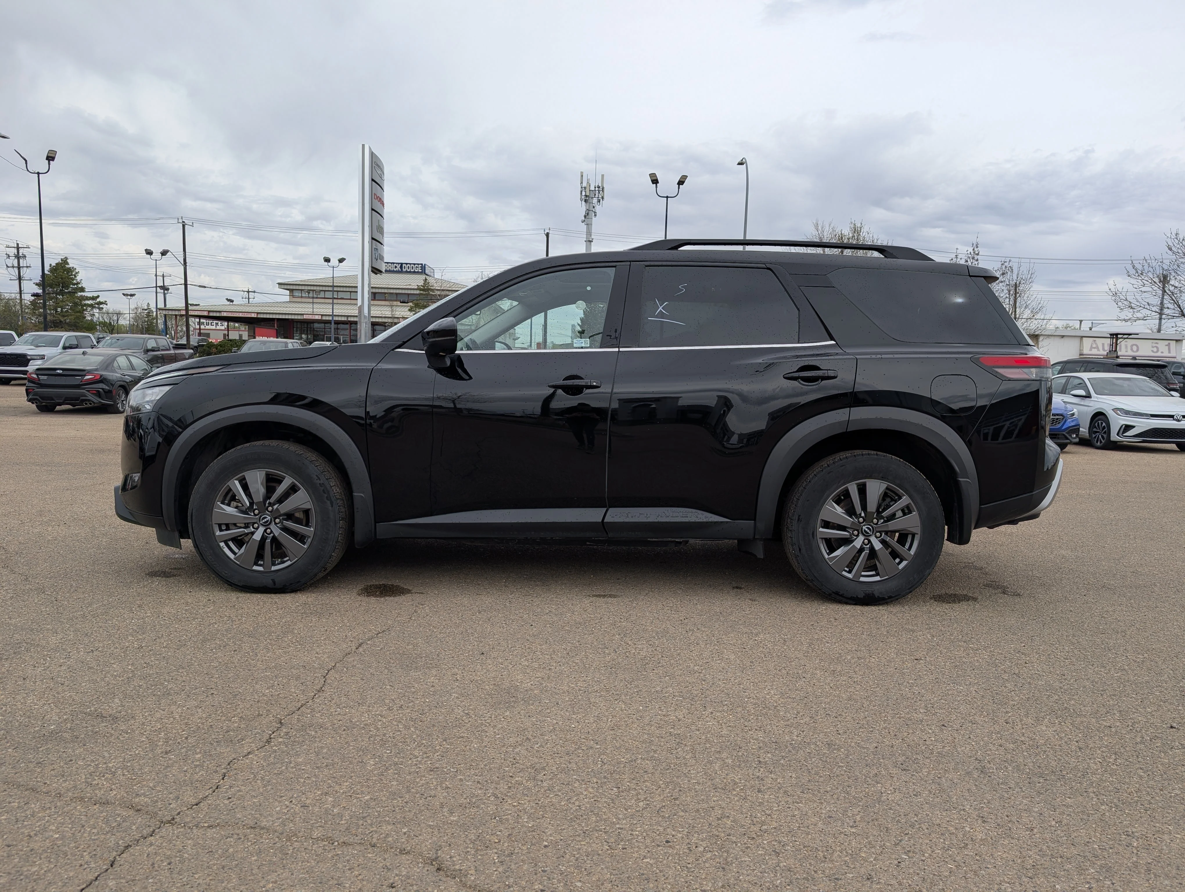 Used 2024 Gun Metallic Nissan SV image 3