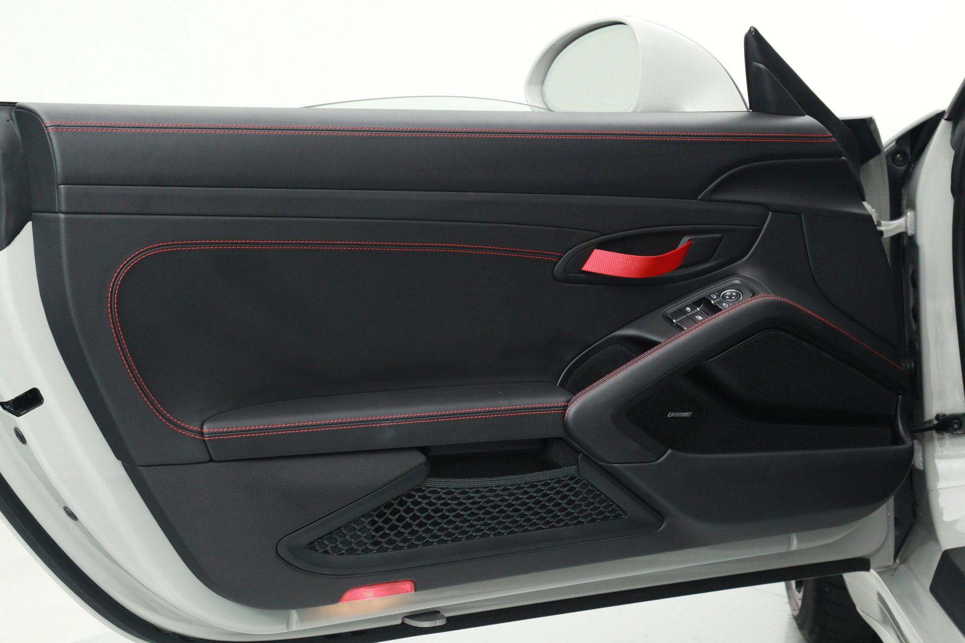 Used 2019 Chalk Porsche Speedster image 22