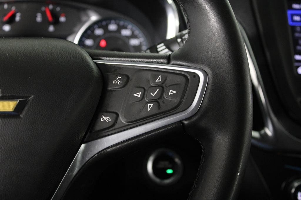 Used 2023 Red Chevrolet LT image 28