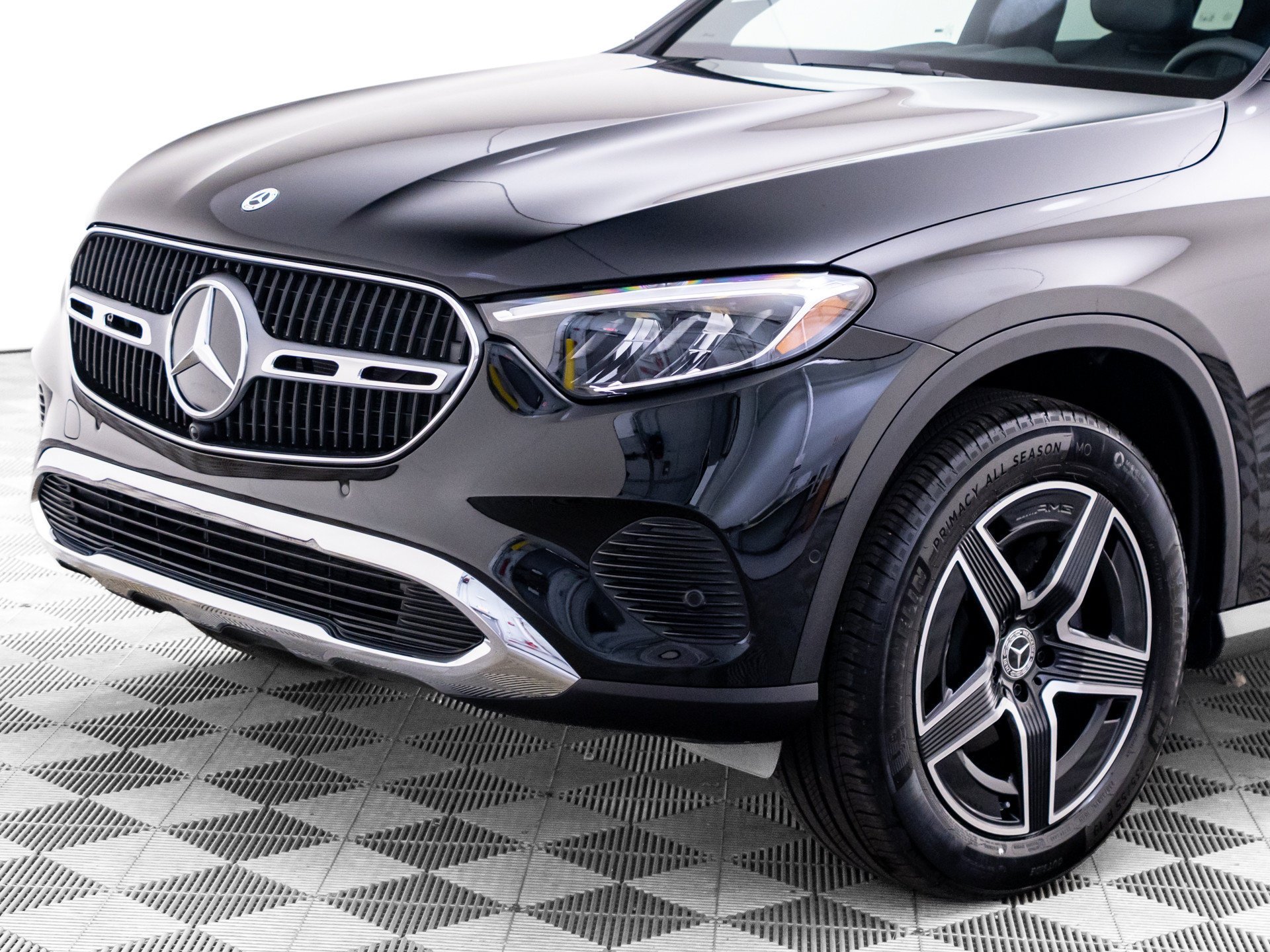 New 2026 Black Mercedes-Benz GLC 300 image 75