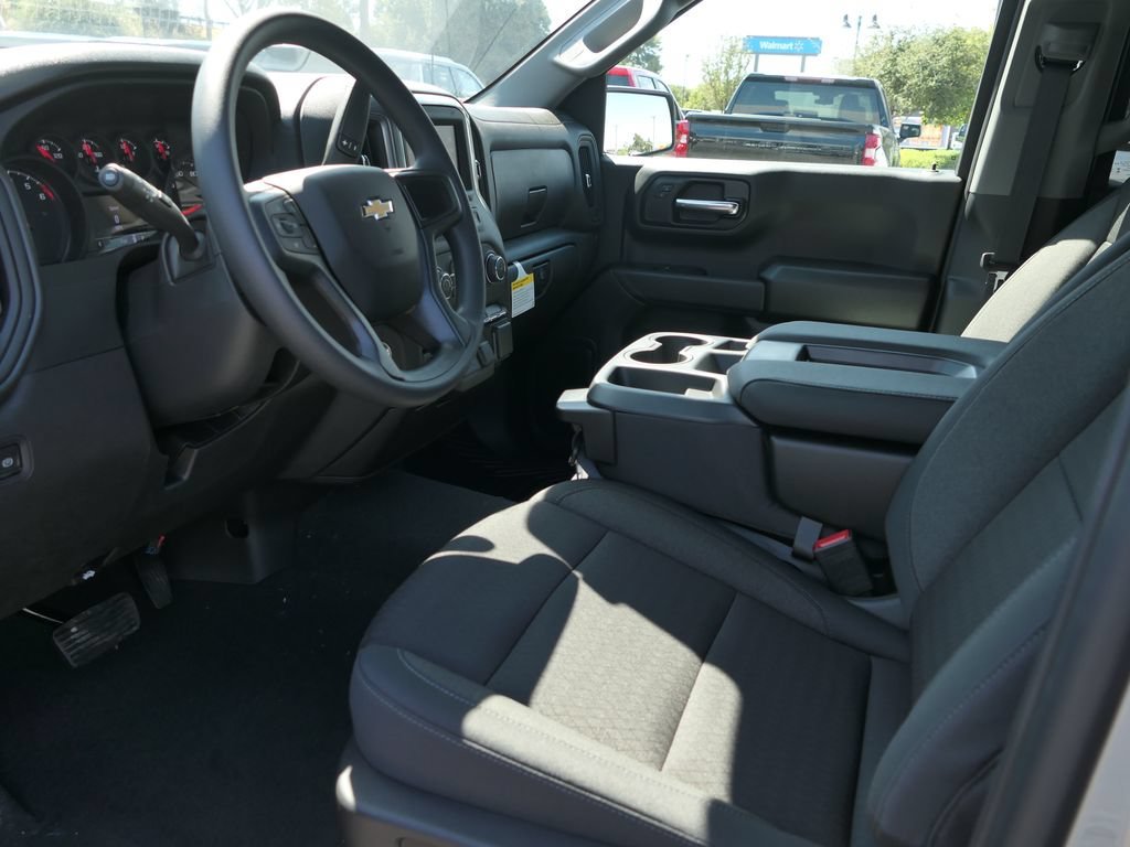 2026 Chevrolet Silverado 1500 Custom - Photo 13