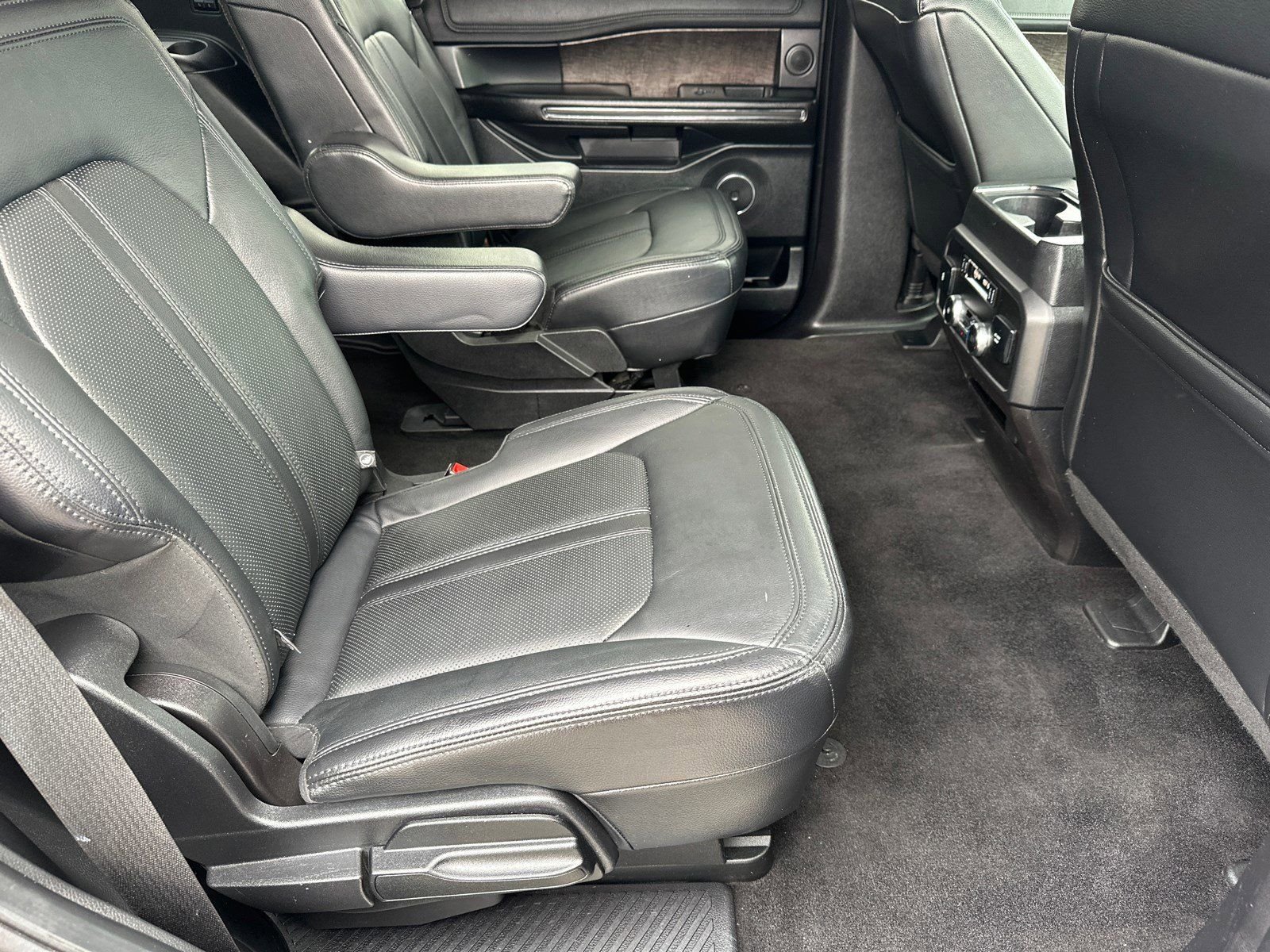 Used 2019 Black Ford Limited image 14