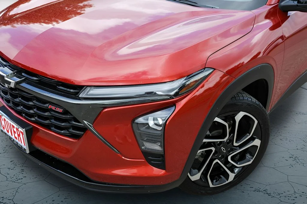 Used 2024 Red Chevrolet 2RS image 3
