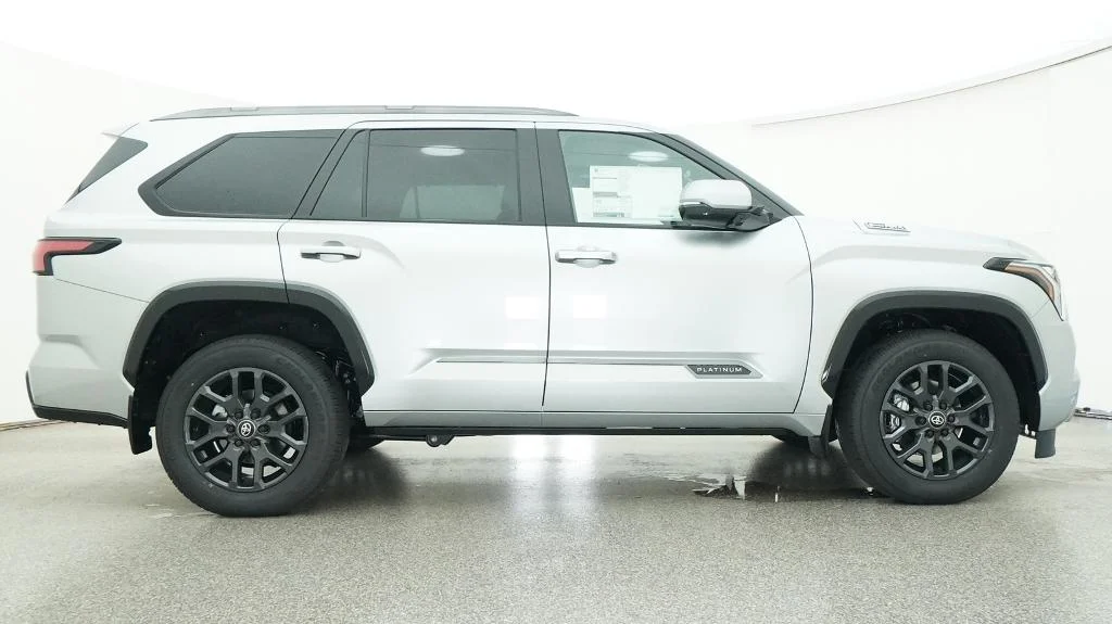 New 2026 Celestial Silver Metallic Toyota Platinum image 13