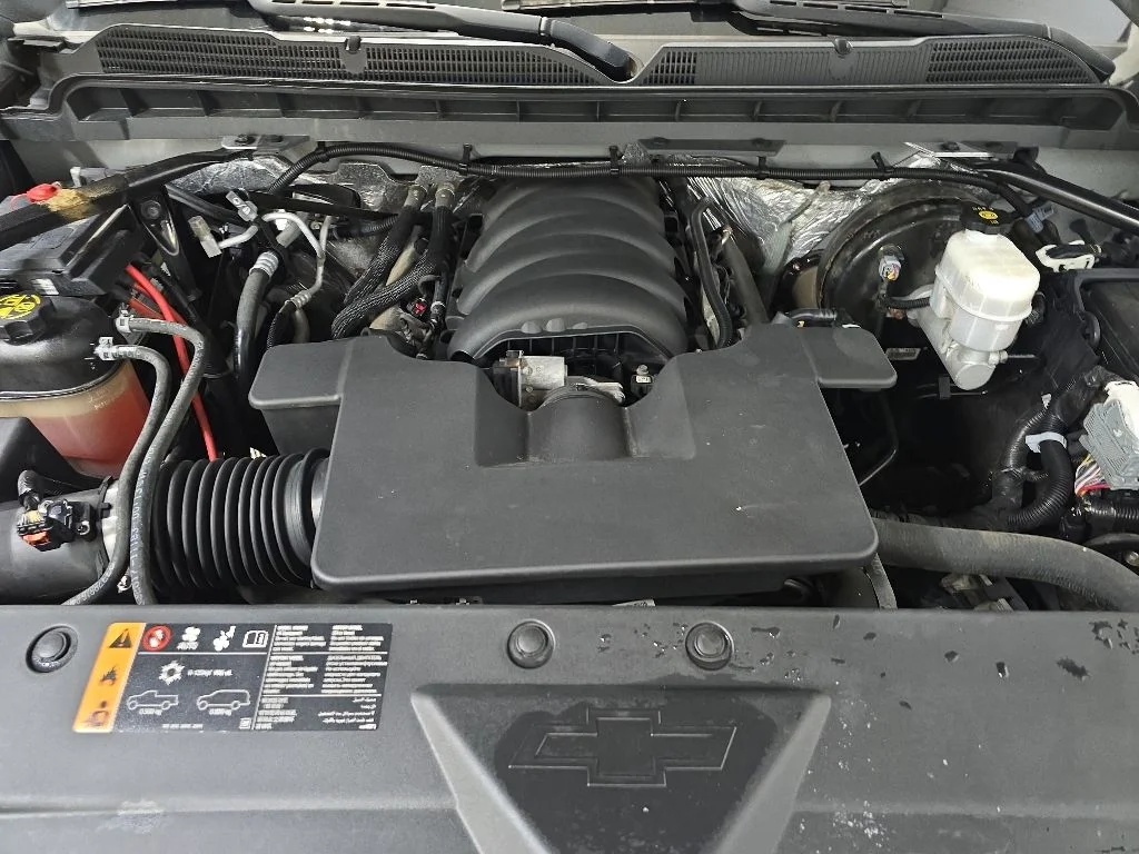 Used 2017 Silver Chevrolet LT image 15