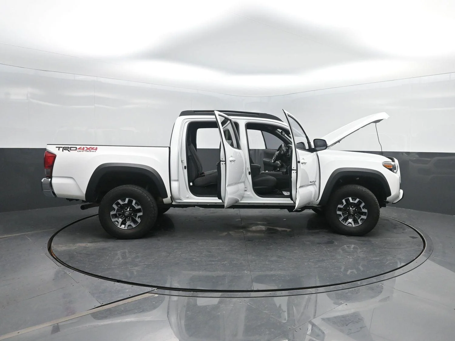 Used 2017 Super White Toyota TRD Off-Road image 44